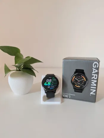 Used Garmin Venu 3 Electronics