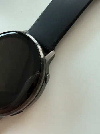 Used Garmin Venu 4 bike — image 3 of 6
