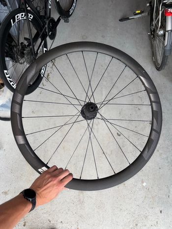 Zipp 303 Firecrest bike usato — immagine 3 di 4