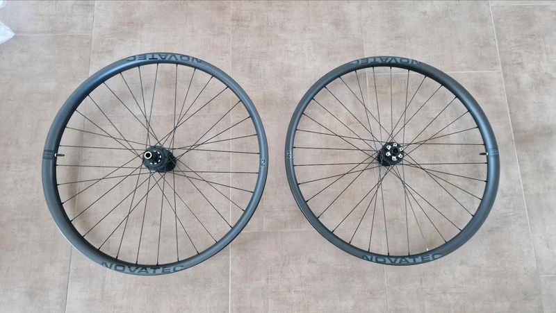 Použité Novatec M30 Wheels