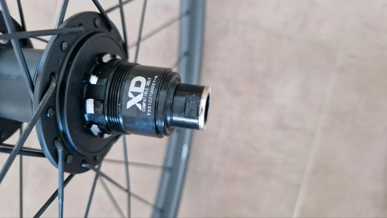 Used Novatec M30 bike — image 6 of 7