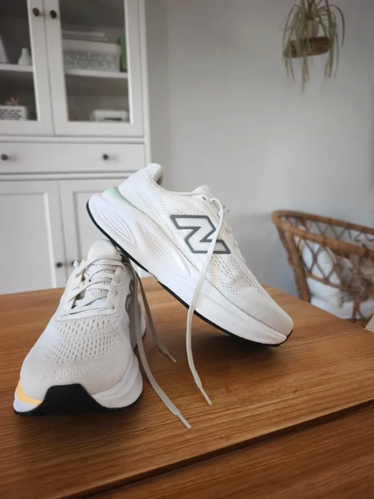 Käytetty New Balance Fresh Foam x Kaiha V2 bike — kuva 2 / 14