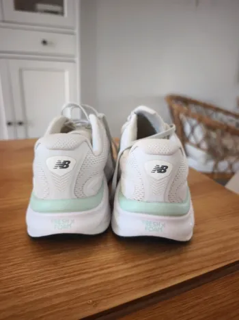 Käytetty New Balance Fresh Foam x Kaiha V2 bike — kuva 4 / 14