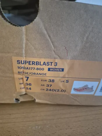 Käytetty Asics Superblast 5 LE bike — kuva 7 / 7