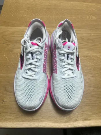 Brooks Hyperion Running Shoes usato
