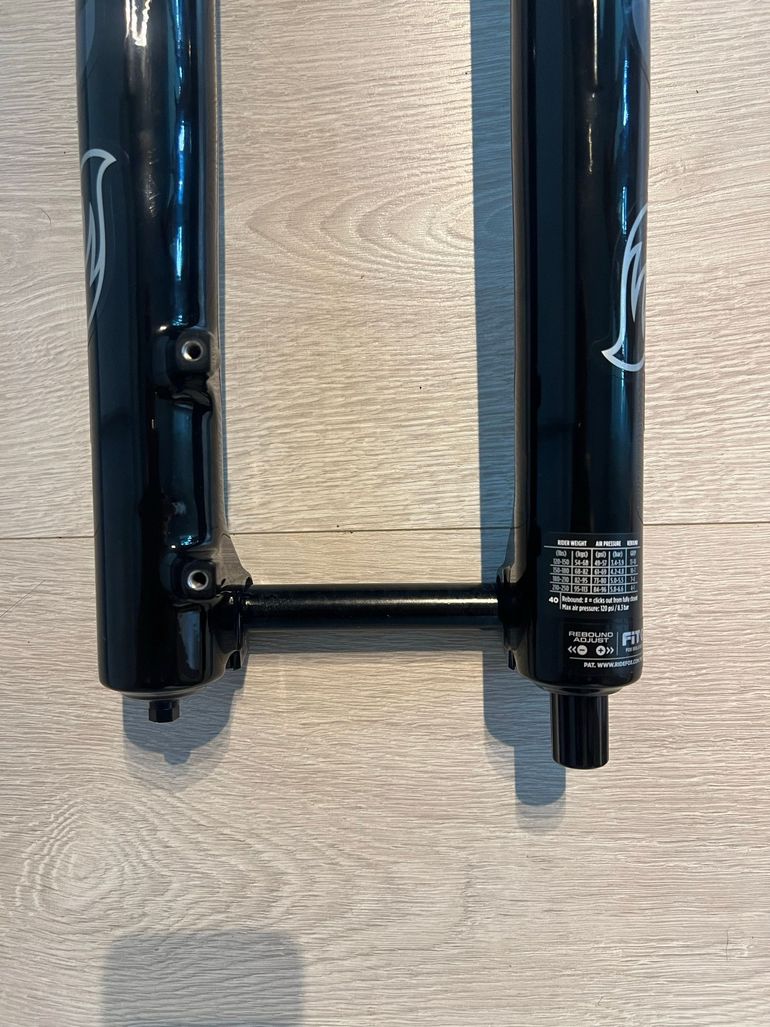 Gebrauchtes Fox 40 Performance Fork 2024 bike — Bild 11 von 14