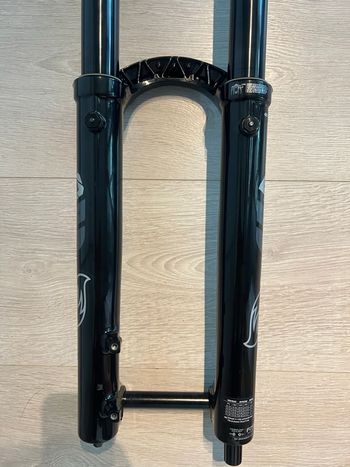 Gebrauchtes Fox 40 Performance Fork 2024 bike — Bild 10 von 14