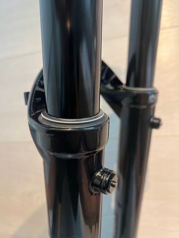 Brugt Fox 40 Performance Fork 2024 bike — billede 8 af 14