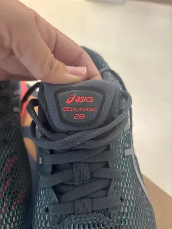 Asics Gel-Kayano 28 bike usato — immagine 3 di 7