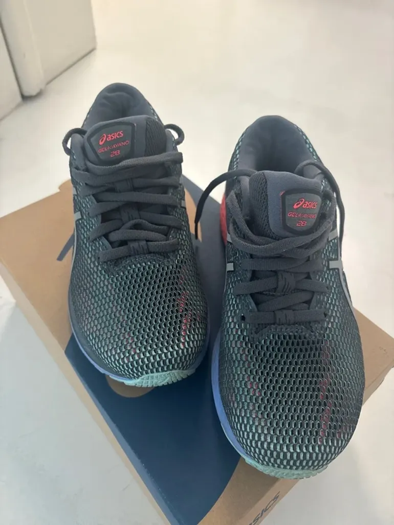 Asics Gel-Kayano 28 bike usato — immagine 2 di 7