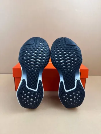Brugt Nike ZoomX Invincible Run 3 bike — billede 5 af 8
