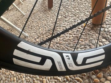 Używany Enve SES 4.5 and Roval CLX 2 Wheels 2025 Wheels