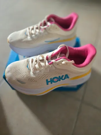 Used Hoka Bondi 9 Running Shoes