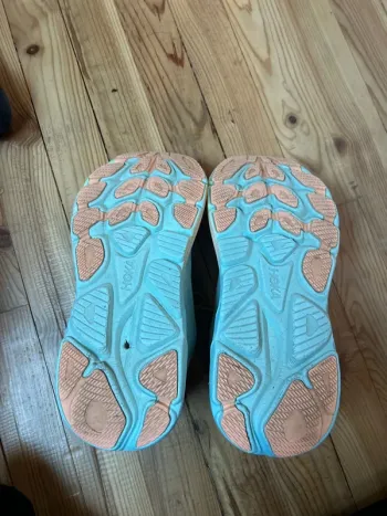 Used Hoka Clifton 10 bike — image 5 of 7