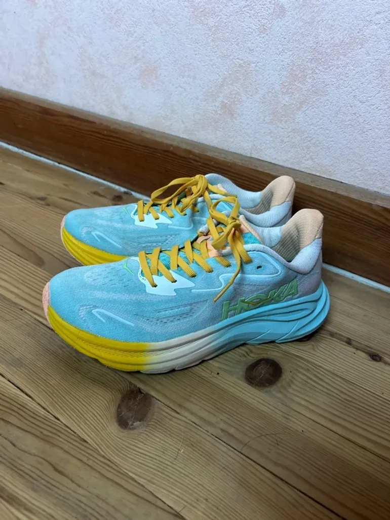 Used Hoka Clifton 10 bike — image 2 of 7