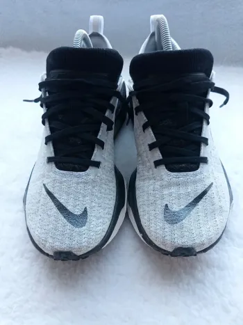 Nike ZoomX bike usato — immagine 6 di 10