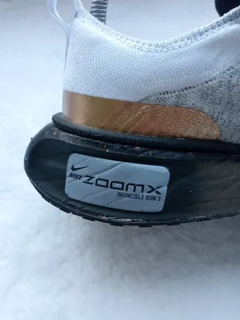 Nike ZoomX bike usato — immagine 8 di 10