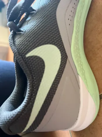 Nike Training Sneaker 40.5 bike usato — immagine 10 di 10