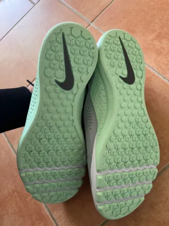 Nike Training Sneaker 40.5 bike usato — immagine 5 di 10