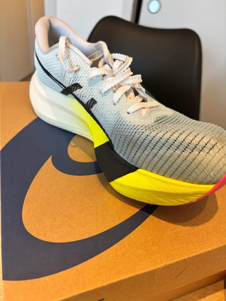 Käytetty Asics Metaspeed Sky bike — kuva 5 / 8
