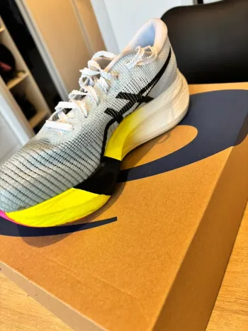 Käytetty Asics Metaspeed Sky bike — kuva 3 / 8