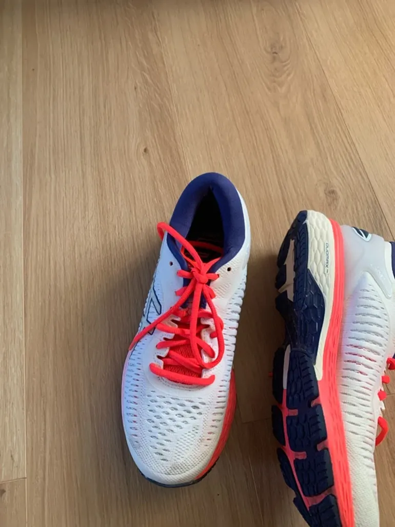 Brugt Asics Duomax Flytefoam bike — billede 2 af 4