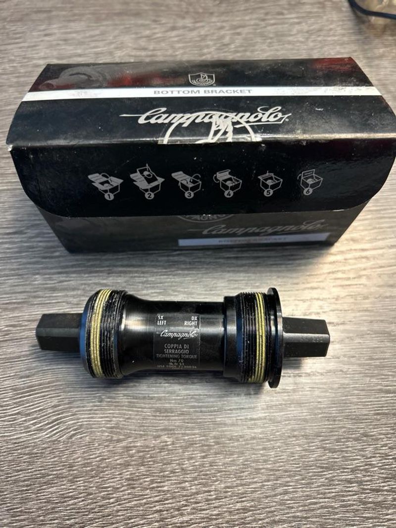 Použité Campagnolo Boîtier pédalier Centaur BB6-CE5I 115, 5 mm Drivetrain & Pedals
