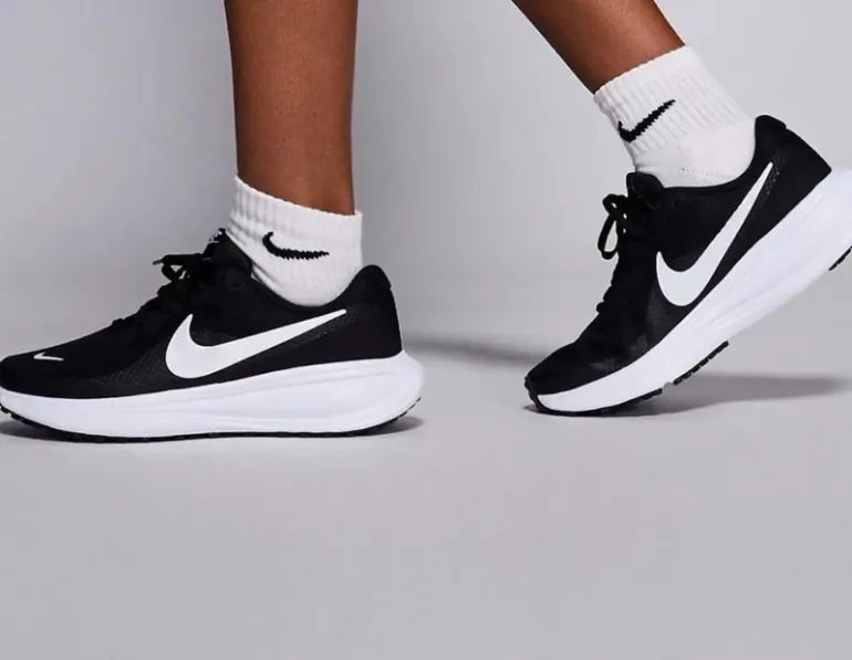 Brugt Nike Sportschuhe bike — billede 3 af 3