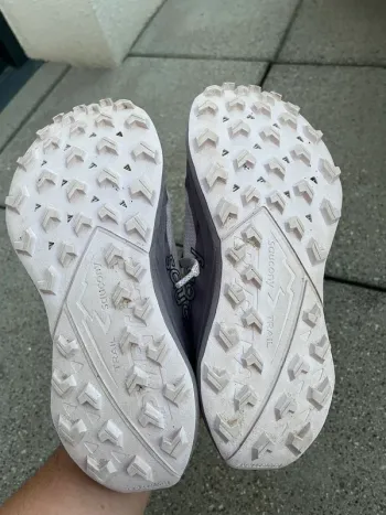 Used Saucony Peregrine 15 bike — image 5 of 8