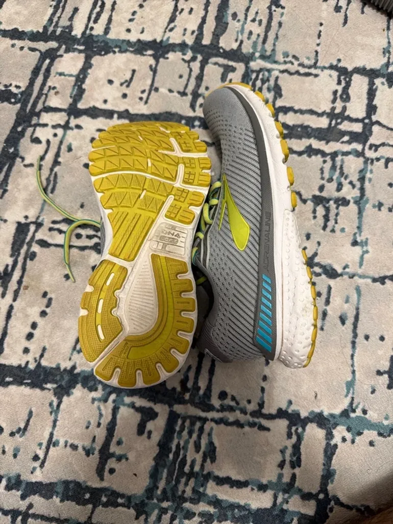 Brooks Adrenaline GTS 20 bike usato — immagine 2 di 5