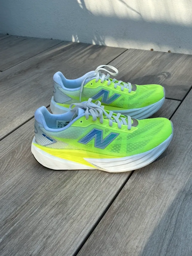 Brugt New Balance FuelCell Rebel v5 bike — billede 3 af 7
