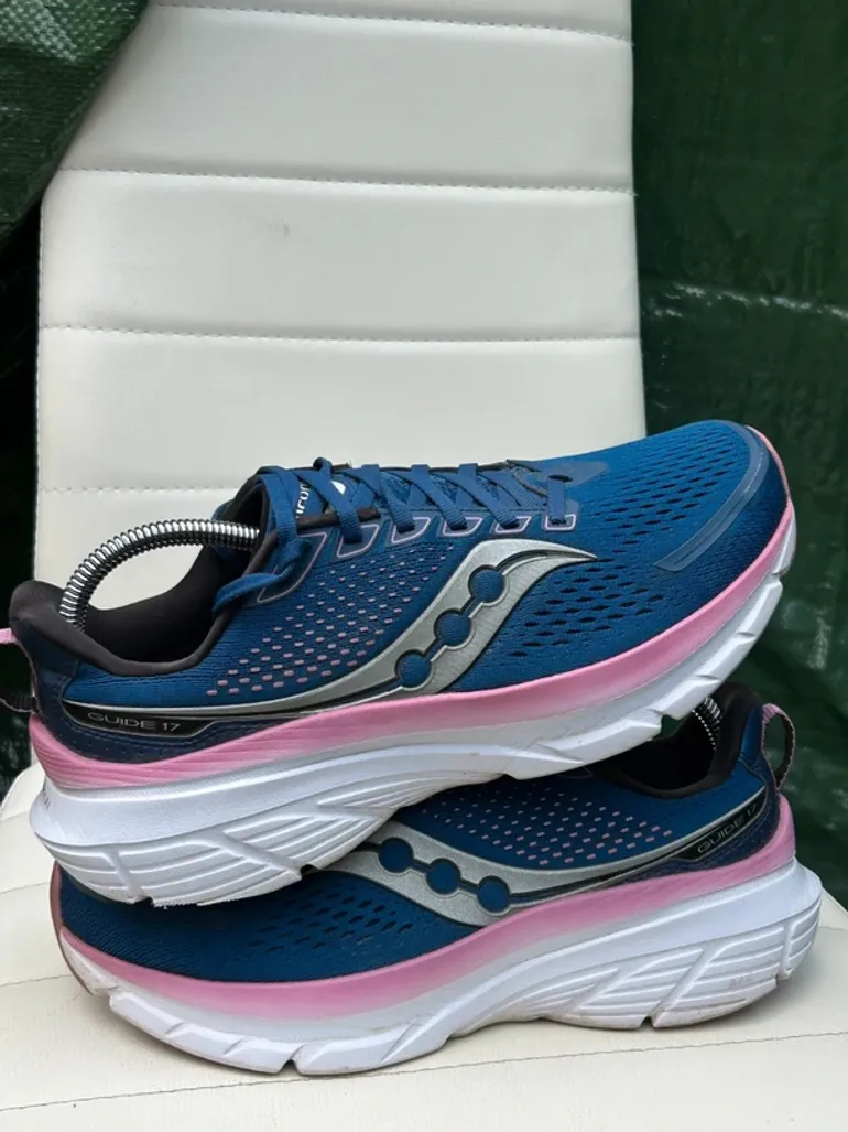 Saucony Guide 17 bike usato — immagine 2 di 7