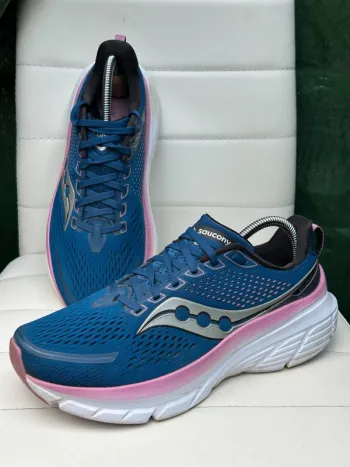 Saucony Guide 17 Running Shoes usato