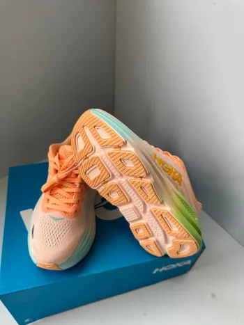 Käytetty Hoka Shoes Size 40 bike — kuva 5 / 5