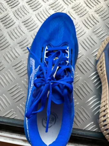 Used Asics Novablast 5 bike — image 4 of 11