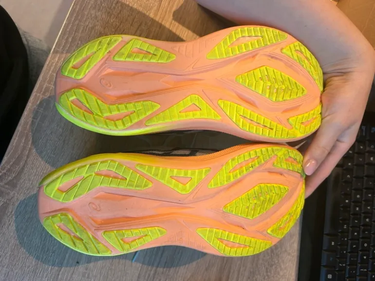 Käytetty Asics Superblast 2 Paris bike — kuva 8 / 8