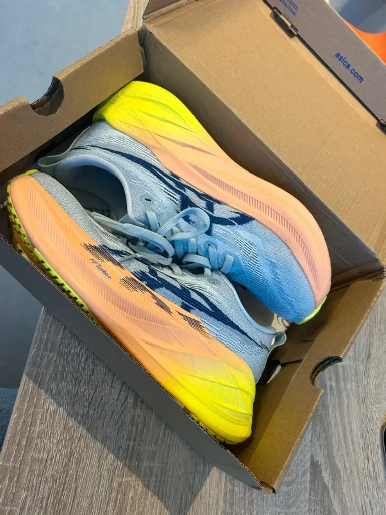 Käytetty Asics Superblast 2 Paris bike — kuva 6 / 8