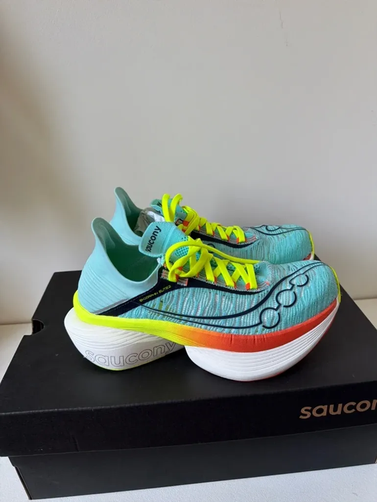 Used Saucony Elite Pro bike — image 4 of 6
