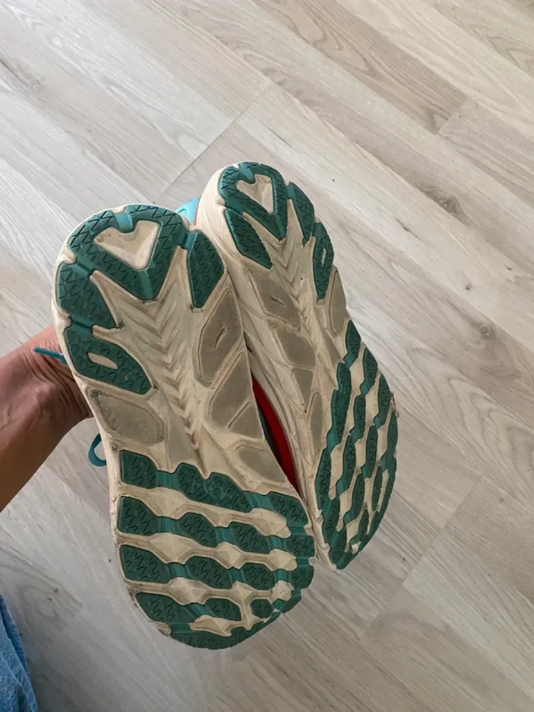 Hoka Clifton 8 bike usato — immagine 4 di 7