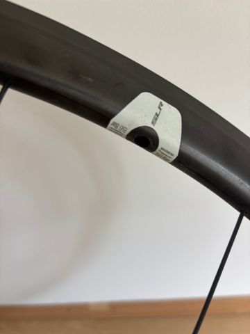 Used Giant SLR 1 WheelSystem bike — image 4 of 7