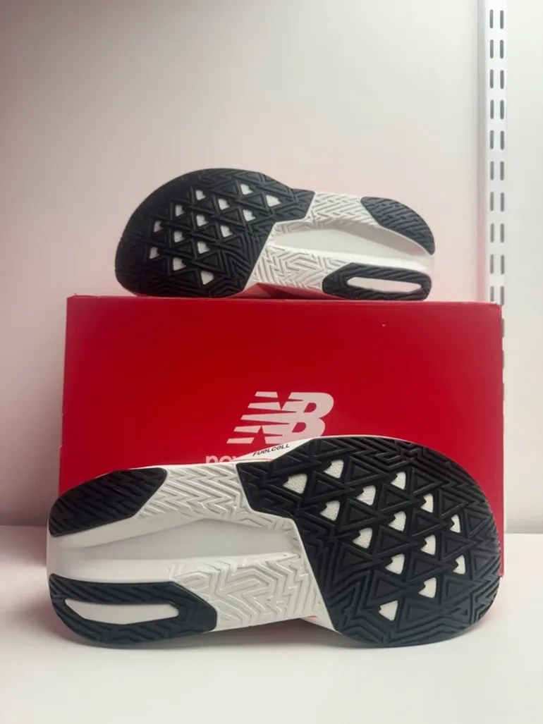 Käytetty New Balance FuelCell Rebel v5 bike — kuva 2 / 3