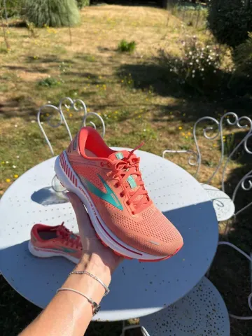 Brugt Orange Brooks Sportschuhe Running Shoes