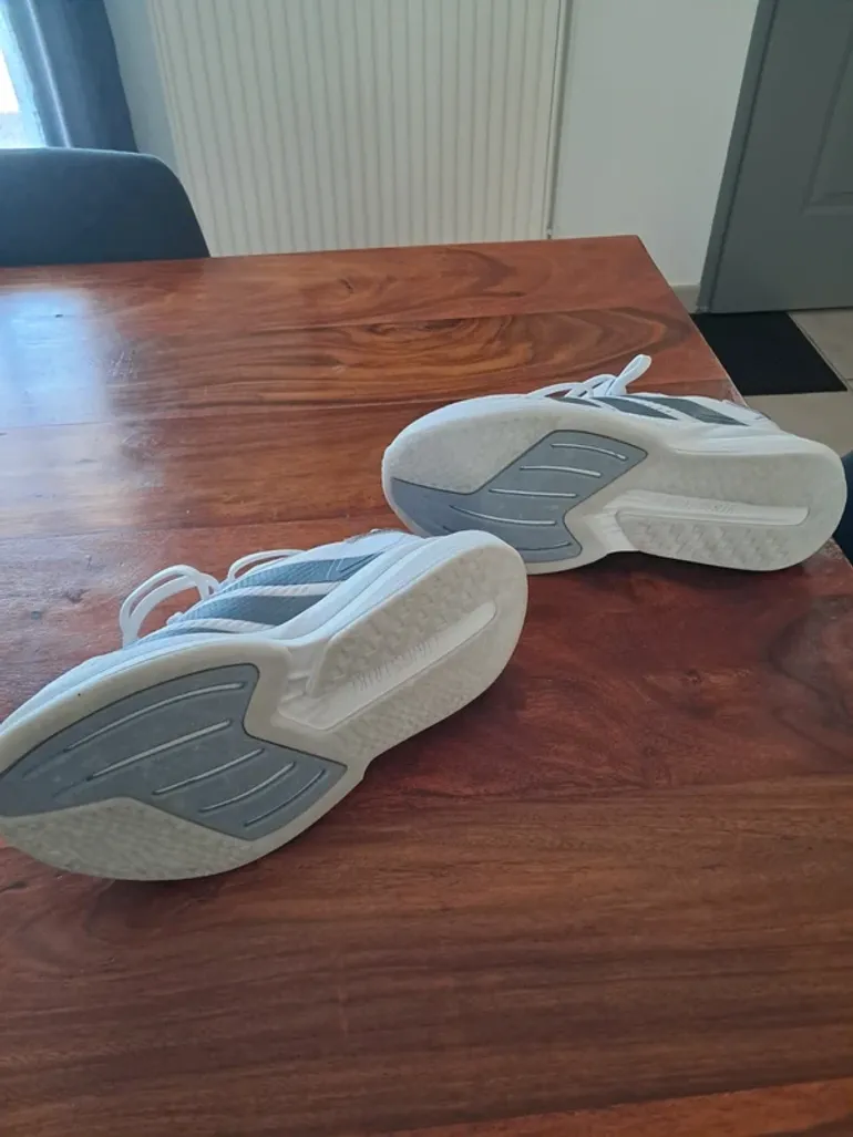 Adidas Lightstrike bike usato — immagine 5 di 6
