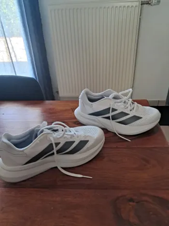 Adidas Lightstrike Running Shoes usato