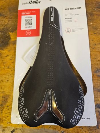 Used Selle Italia SLR Saddles & Seatposts