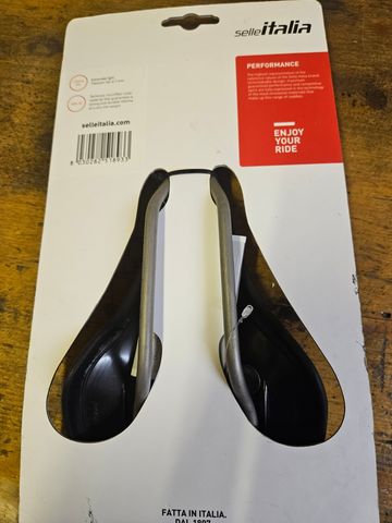 Used Selle Italia SLR bike — image 2 of 3