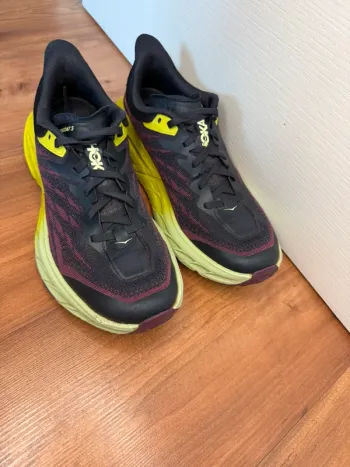 Gebrauchtes Hoka Speedgoat 5 bike — Bild 2 von 7