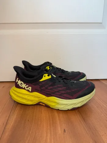 Gebrauchtes Hoka Speedgoat 5 Running Shoes