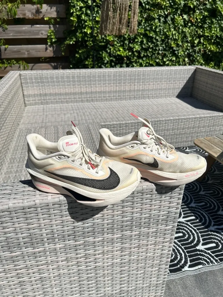 Nike Zoom Fly 6 bike usato — immagine 3 di 8
