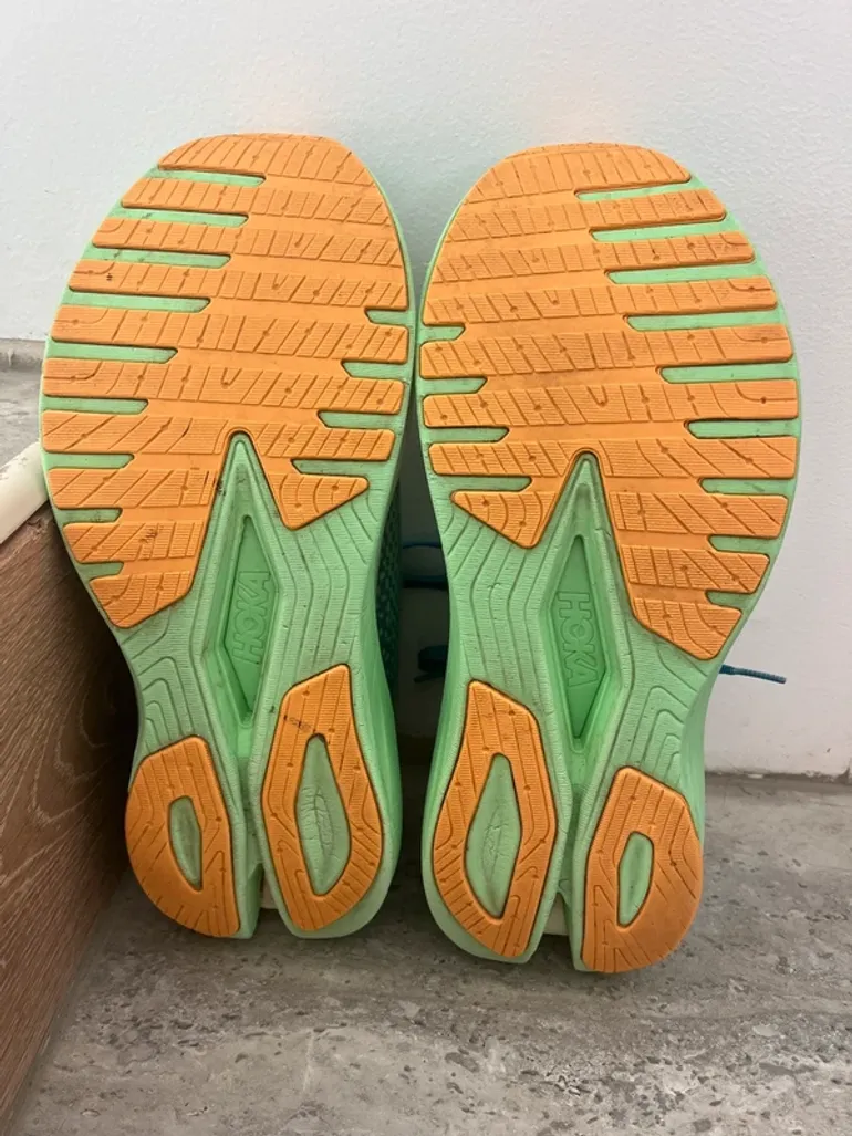 Used Hoka Mach X bike — image 3 of 4